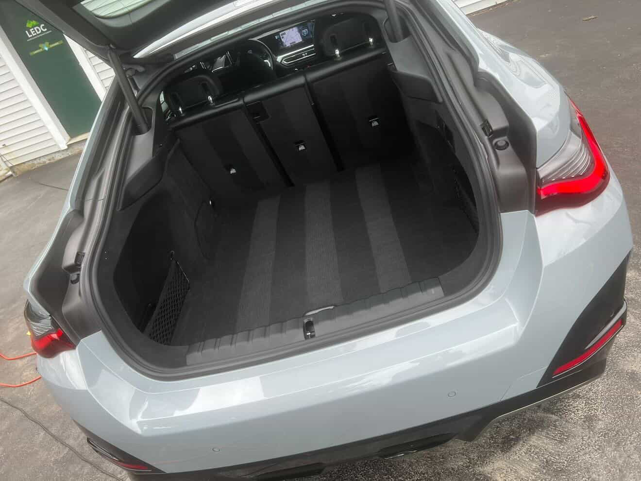 Clean trunk area